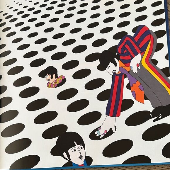 The Beatles Yellow Submarine Book - Picture 6 of 17